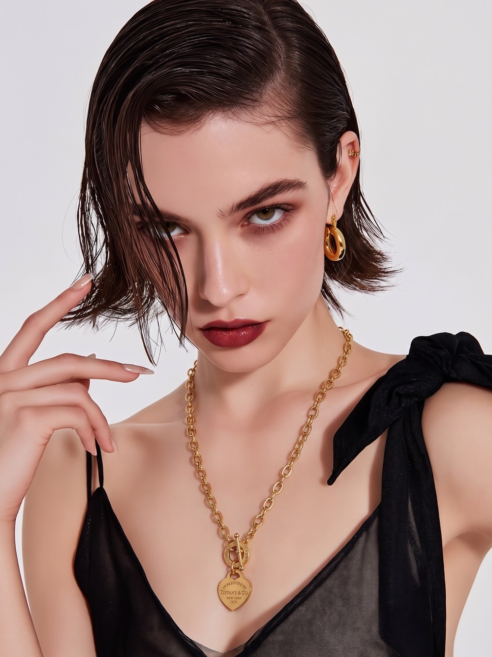 Gold Heart Toggle Necklace with Chain Link Pendant